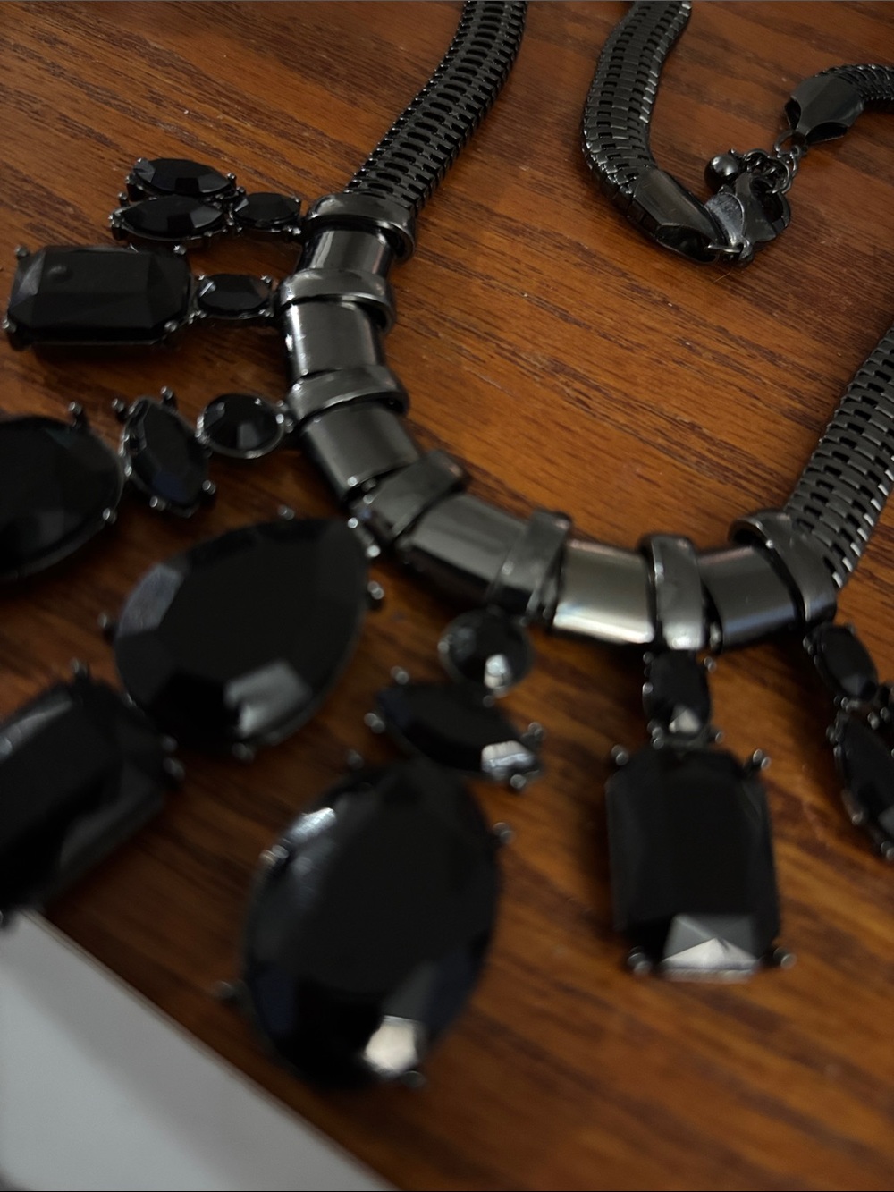 Stunning Black Gemstone Necklace - Picture 2 of 2